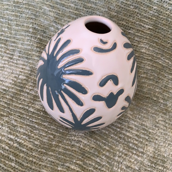 Cream & Blue Earthenware Bubble Egg Vase - Picture 5 of 7